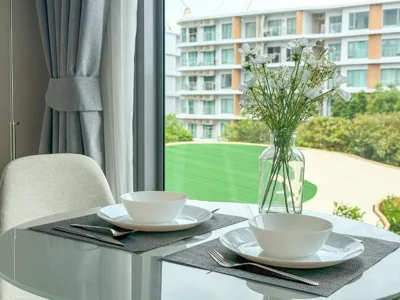 PHYLL Condo Private Beach Vibes at Central Phuket 1 BR Unique Garden View – Fotos 12